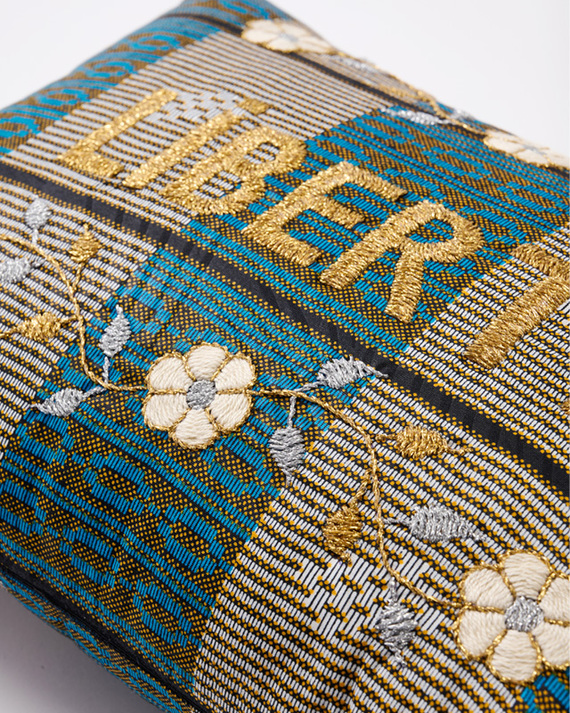 LILI et NENE CSAO（サオ） CSAO Embroidered cushion LIBERTE