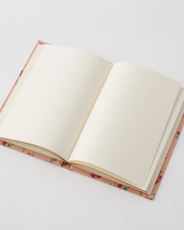 Photo by LiLi et NENE