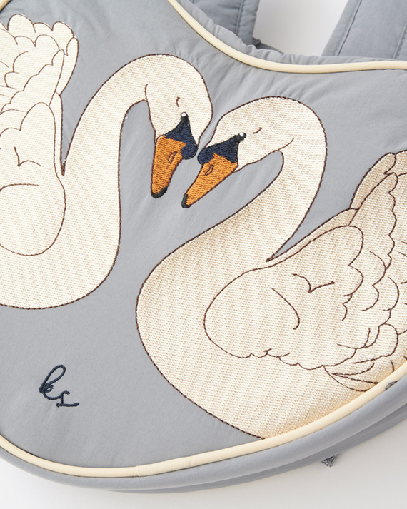 Konges Sloejd 白鳥刺繍ハート型リュック LILI et NENE KONGES SLOEJD（コンゲス スロイド） KONGES SLOEJD JUNO