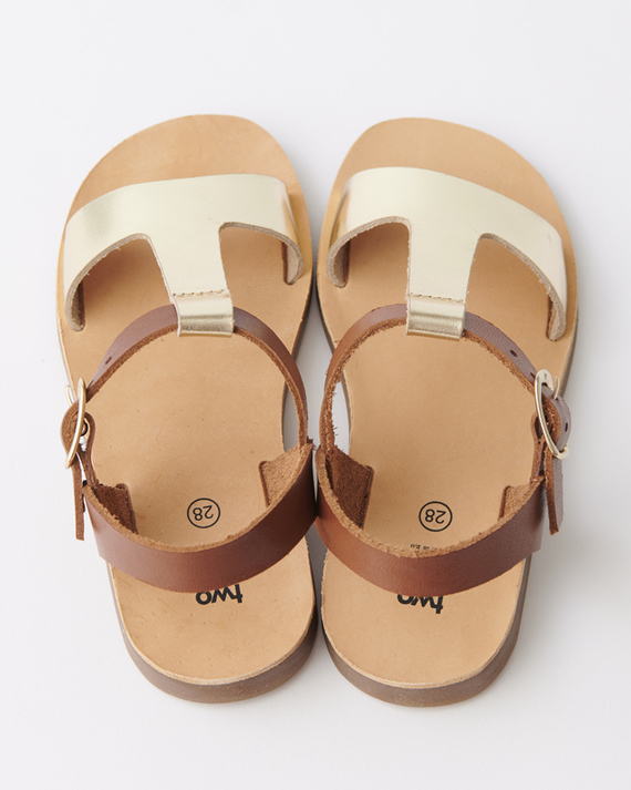 PEPE キッズ TWO CON ME パンチングレザーサンダル（ブラウン） LILI et NENE キッズ PEPE キッズ TWO CON ME パンチングレザー
