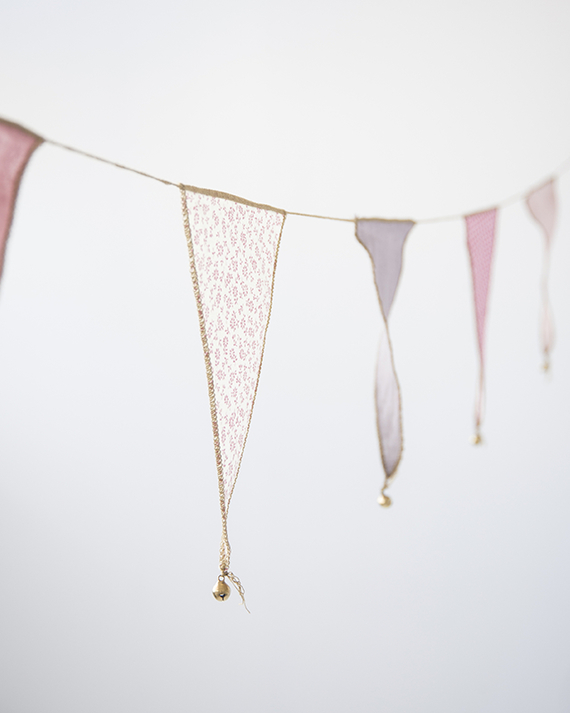 LILI et NENE NUMERO 74（ヌメロ74） NUMERO 74 BUNTING